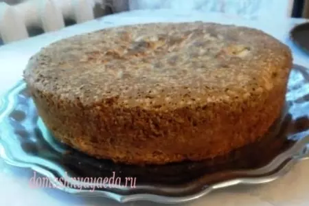 Яблочная шарлотка с орехами: шаг 6