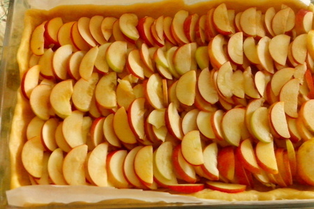 Яблочный пирог в сметанной заливке: шаг 7