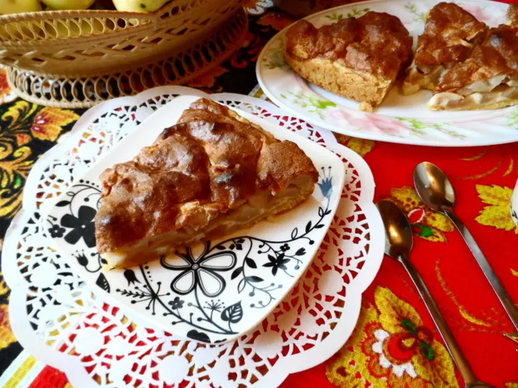 Яблочный пирог под заливкой.: шаг 7