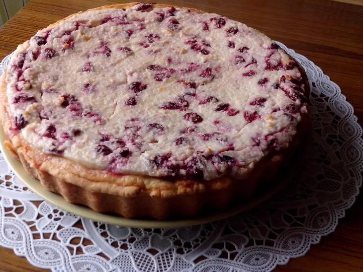 Пирог с вишней и творожным кремом: шаг 11