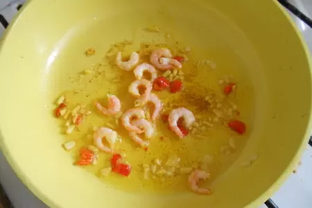 Жареный рис с креветками: шаг 3