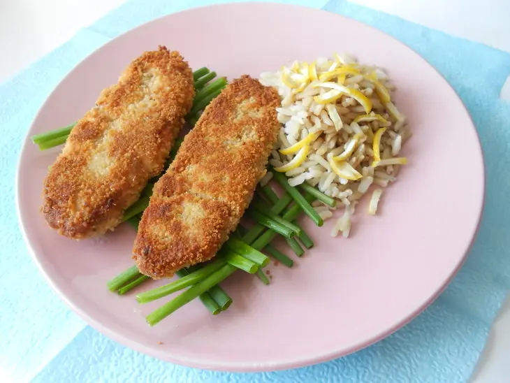 Биточки из креветок и крабового мяса с рисом: шаг 9