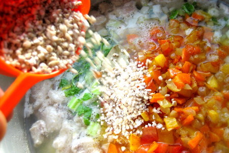Сборный овощной суп на свинине: шаг 5