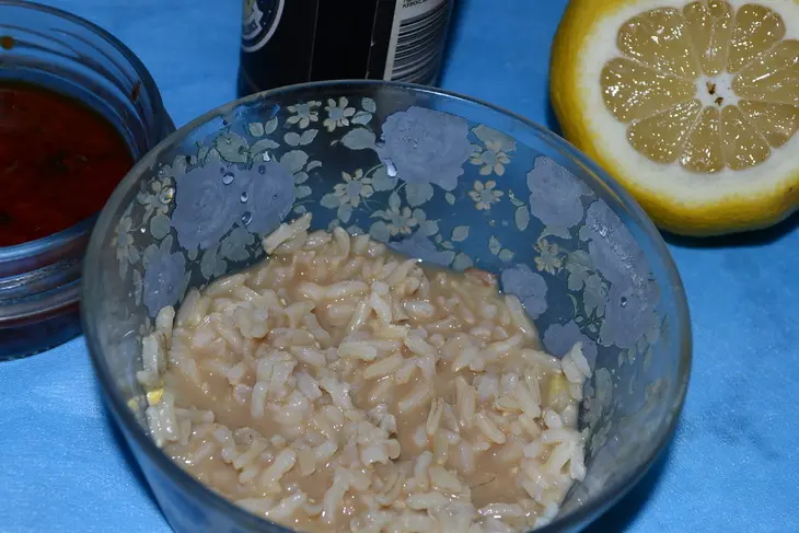 Яйца фаршированные рисом и карри: шаг 2