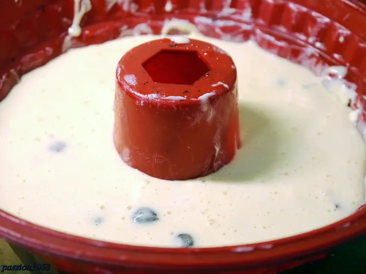 Пирог-перевертыш с нектаринами и орехами: шаг 6