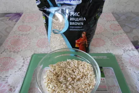 Курочка по-тайски в пряном соево-медовом соусе с рисом: шаг 1