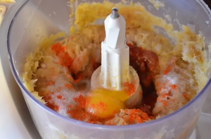 Тайские рыбные котлеты с морепродуктами: шаг 4