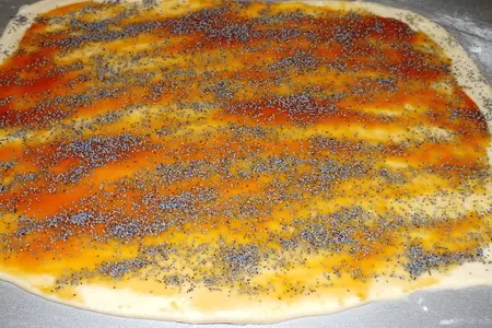 Пирог с маком и карамелью: шаг 4
