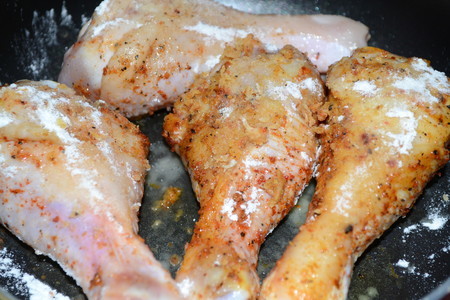 Куриные голени с рисом в мангово-сливочном соусе: шаг 2