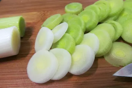 Рис мистраль "индика" с каракатицами и кальмарами в тайском стиле.: шаг 1