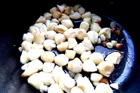 Чесночный французский суп с крутонами: шаг 2