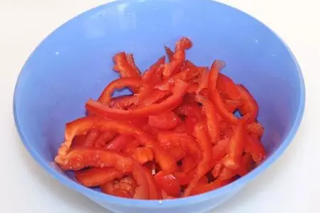 Пекинская капуста с мятой и стручковой фасолью: шаг 3