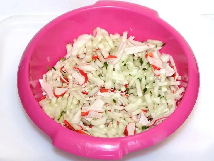 Тайский салат с огурцом и пекинской капустой: шаг 4