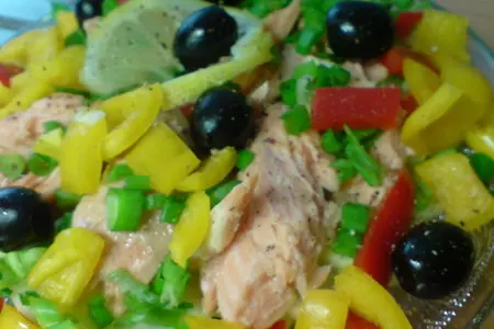 Салат с морской форелью и овощами: шаг 4