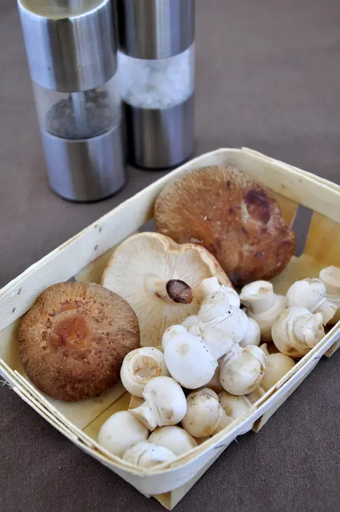 Рис с перепелами, со стручковой фасолью и грибами: шаг 3