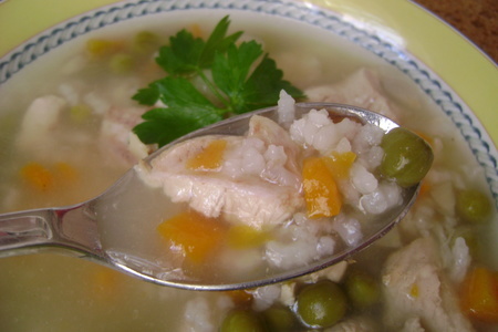Суп с индейкой, рисом и горошком «глобус».: шаг 5