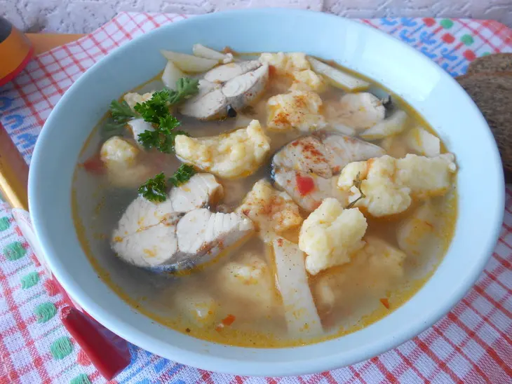 Рыбный суп с клецками: шаг 7