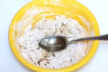 Оладьи с луково-мясной начинкой по тайски: шаг 2
