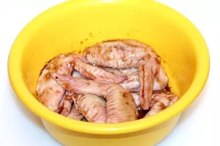 Пикантные куриные крылышки по тайски: шаг 2