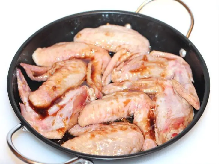 Пикантные куриные крылышки по тайски: шаг 3