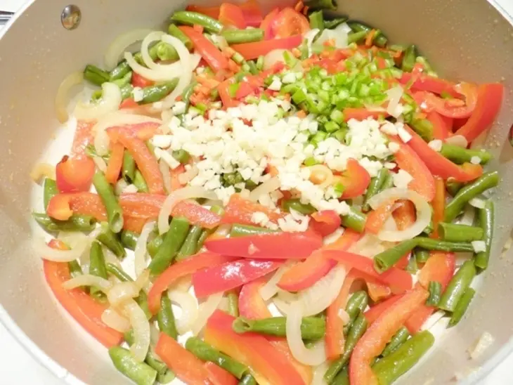 Куриное карри с арахисом: шаг 10