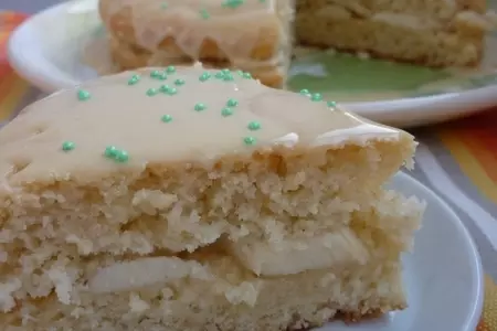 Манник на кефире с бананами  и сгущенным молоком: шаг 7
