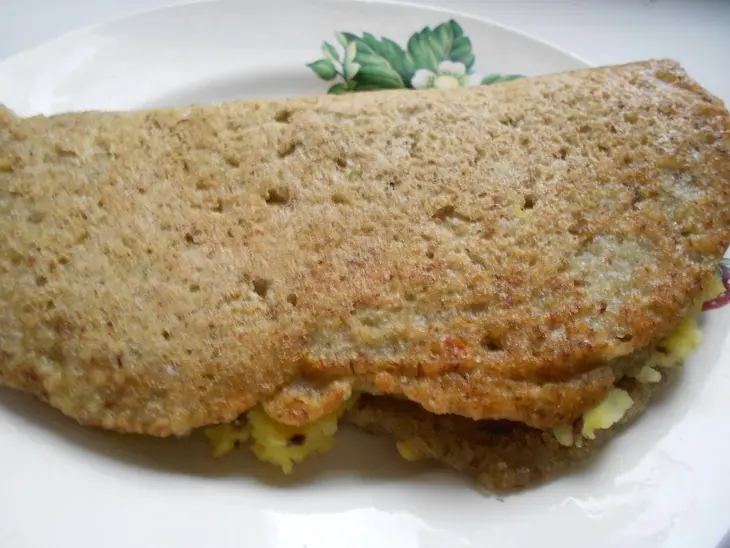 Индийские блины с начинкой из картофеля: шаг 7