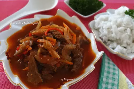 Беф а-ля строганов из телятины с томатным соком и овощами: шаг 6