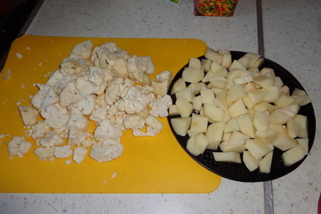 Алу гоби-рагу из картофеля с цветной капустой : шаг 2
