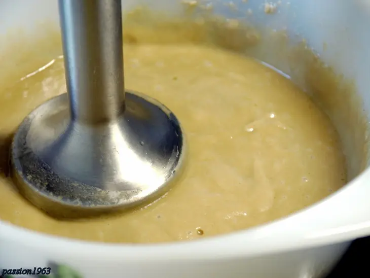 Банья кауда (bagna cauda) – пьемонтский чесночнo-анчоусный соус: шаг 6