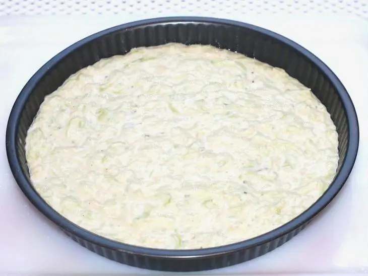 Кабачковый пирог с беконом: шаг 2