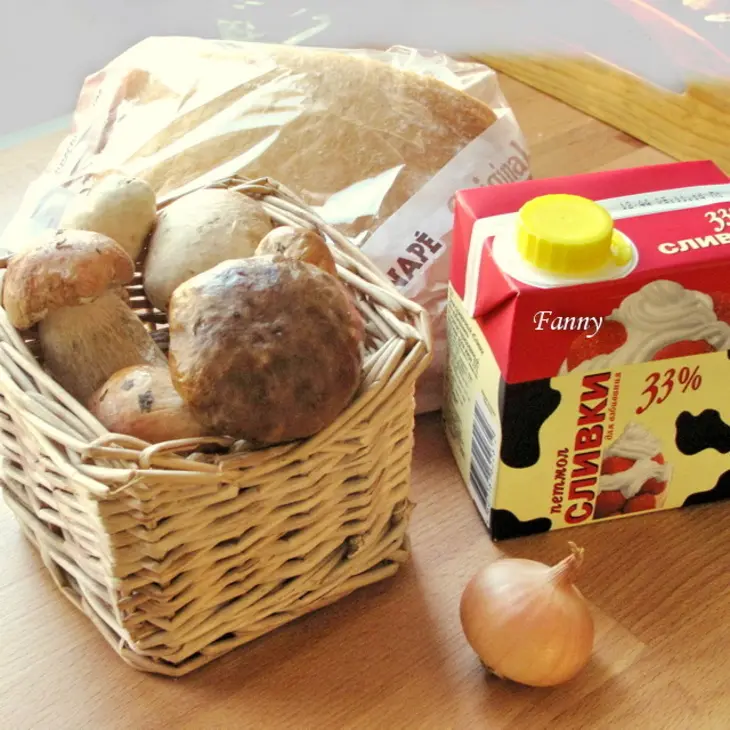 Брускетта с белыми грибами и яйцом пашот: шаг 1