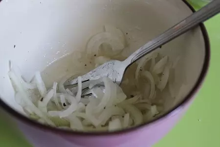 Семга с водкой и салатом из петрушки: шаг 8