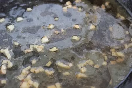 Семга с водкой и салатом из петрушки: шаг 15