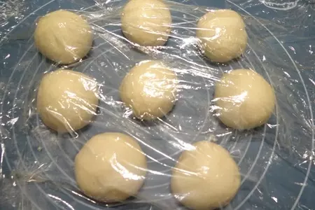 Булочки с начинкой из апельсинового джема и сливочного творожного сыра: шаг 5