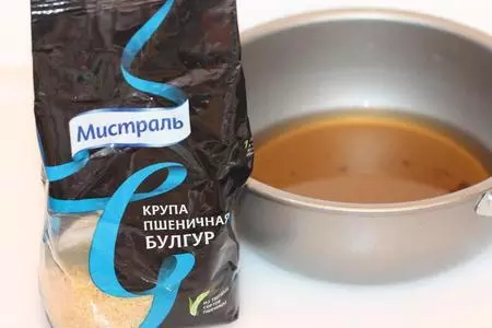 Каша пшеничная  с черносливом: шаг 4