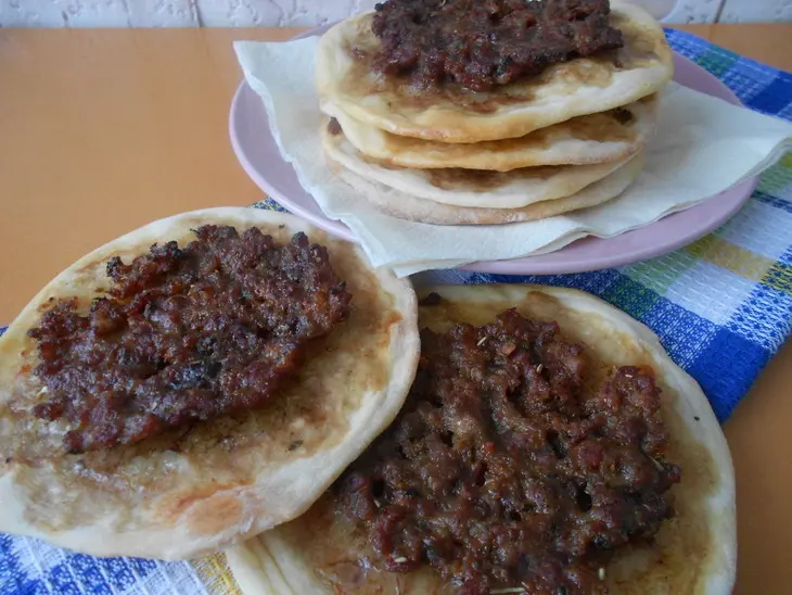 Ламаджо или армянская пицца: шаг 6