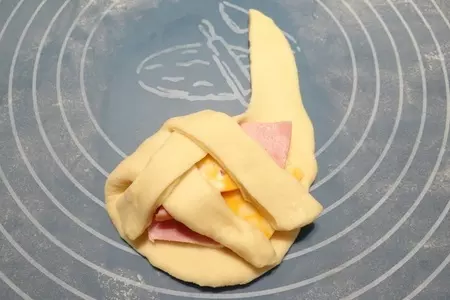 Булочки с ветчиной и сыром: шаг 12
