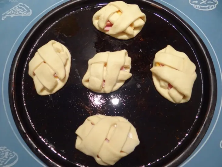 Булочки с ветчиной и сыром: шаг 14