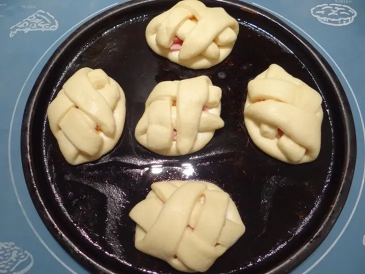 Булочки с ветчиной и сыром: шаг 15