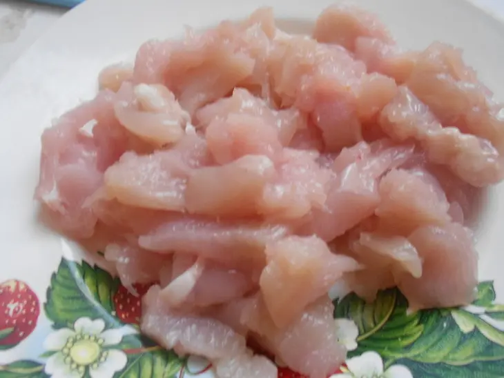 Табуле из кускуса с финиками и курица с арахисом: шаг 3