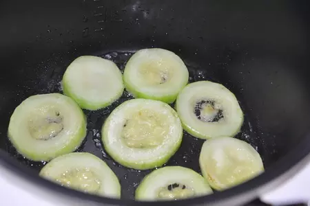 Баклажаны и цукини по-болонски: шаг 1