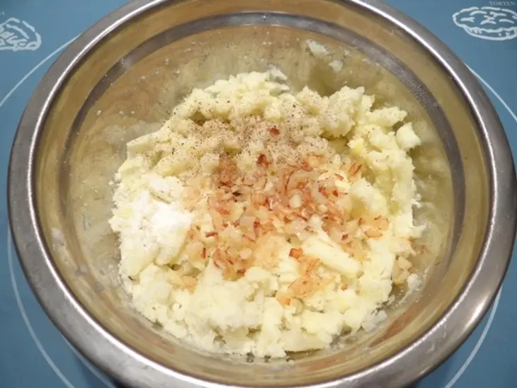 Булочки с картофелем и беконом: шаг 4