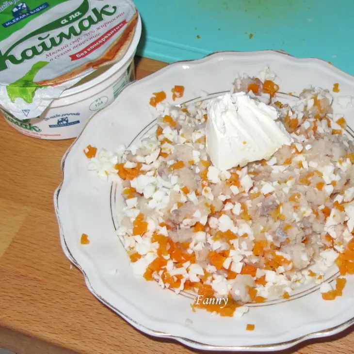 Рулетики из сельди с форшмаком: шаг 5