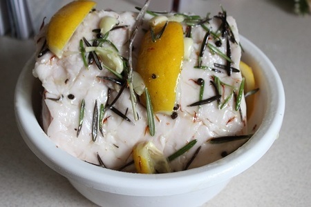 Маринад из лимона и розмарина и запеченная свиная корейка с картофелем: шаг 8