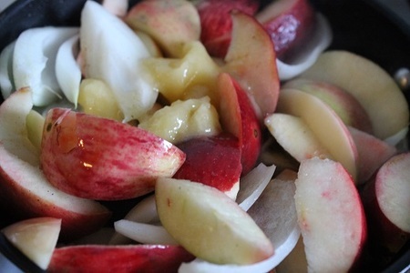 Свинина с карамелизированными яблоками: шаг 8