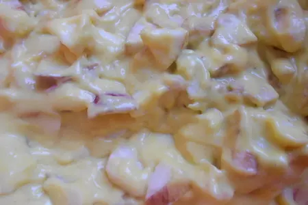Шарлотка с яблоками: шаг 6
