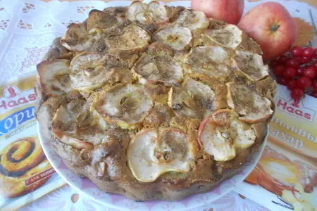 Шарлотка с яблоками: шаг 9