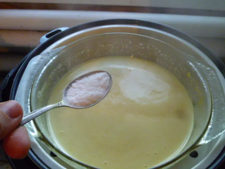 Медовые булочки с орехами на пару: шаг 7