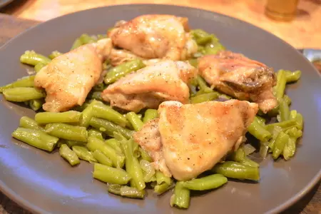 Борани с курицей и спаржевой фасолью по-армянски: шаг 5